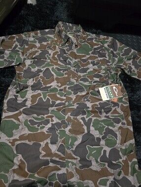 🦆NWT Drake Clothing Co. 🦆Men's Small Camo Short Sleeve Shirt